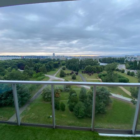 Apartament Przy Plazy De Luxe 70M2 Διαμέρισμα Γκντανσκ Εξωτερικό φωτογραφία